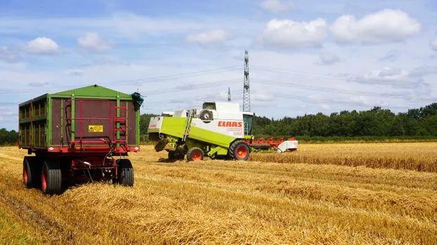 Disc Coupling selection for agriculture machinery - Standards, Sourcing, and Trackable Signals