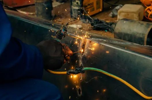Electroslag Pressure Welder selection for road maintenance - Three rig classes compared on the criteria that matter