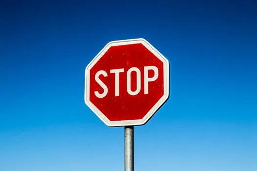 emergency stop button color and shape standard requirements - Sourcing, Standards, and Failure Modes to Watch