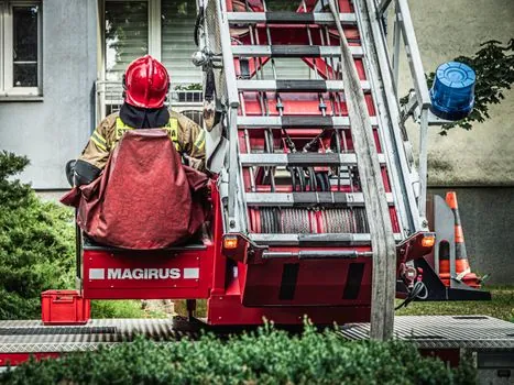 Emergency Stop selection criteria - Placement, Visibility, and the "One Press" Rule