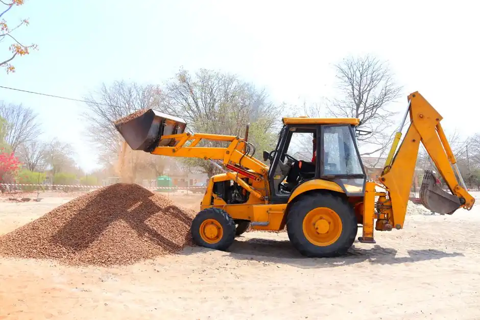 Excavator Swing Torque and Travel Speed: Spec Bands and Trade-offs
