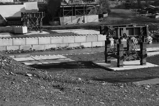 Explosion-Proof Electrical selection for construction sites - Materials, Thread Forms, and Standards: A Compact Comparison