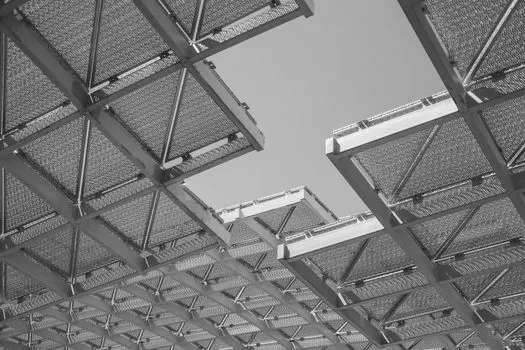 exposed grid vs concealed grid suspended ceiling cost difference - Application Fit: Where Each System Wins