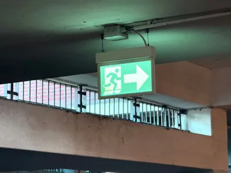 Warning Sign selection for firefighting - Rescue and safe-condition signs (green squares): egress marking