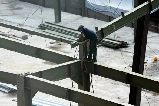 Safety Shoes selection for food processing - Toe cap and midsole: steel vs composite
