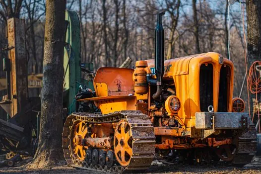 Bulldozer selection for forestry - Selection Criteria: Putting LGP, Horsepower, and Attachments on One Page