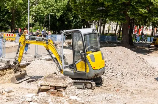 Forklift selection for road construction - Where each class earns its keep on a road project