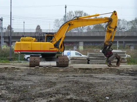 Gantry Crane selection for demolition projects - Trackable signals for the next 6 months