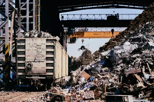 Gantry Crane selection for landfill operations - Comparison of Gantry Types for Landfill Service