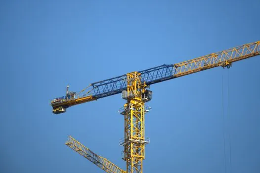 Gantry Crane selection for landfill operations - Applicable Standards and Documentation