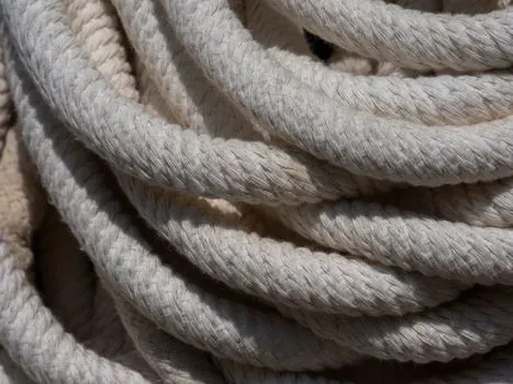 Glass Fiber selection for marine engineering - Laminate Architecture: Woven Roving, Mat, and 3D Woven Textiles