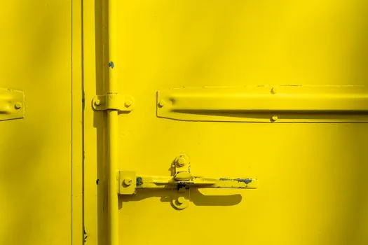 safety interlock switch with guard locking vs non-locking interlock - Standards Mapping and Sourcing Notes