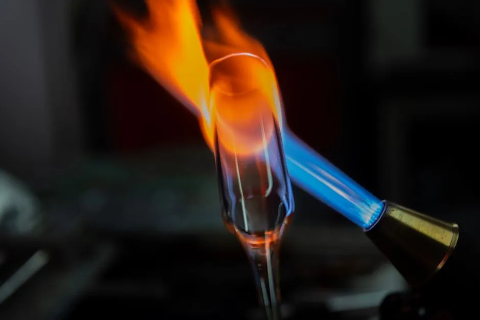 Heat treatment furnace selection for hardware manufacturing: spec gates, refractory