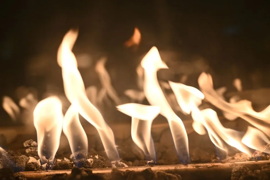 How a crimped ribbon flame arrester quenches a flame front
