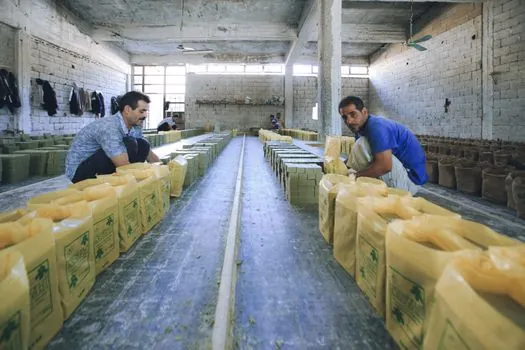 how many bags of cement are in a cubic yard of concrete? - From Bags to a Slab: 4-inch Thick, 100 ft² Reference Job