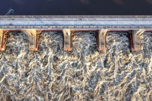 hydraulic cylinder upstream and downstream industries - Failure Modes and Common Specification Mistakes