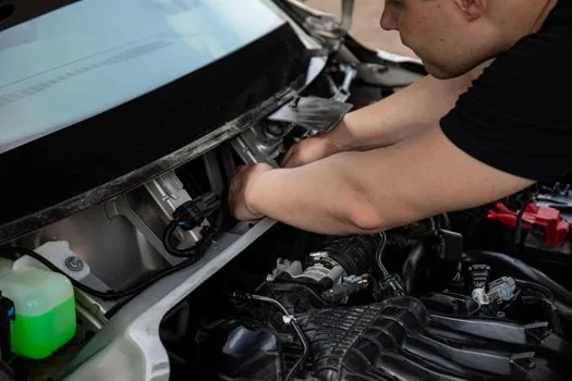 IBC Tank selection for automotive parts logistics - Selection Checklist for Specifiers