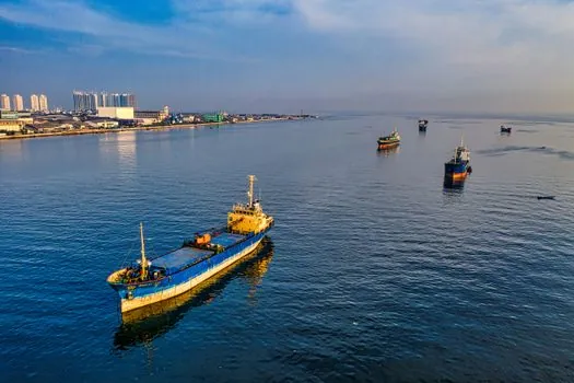 IBC Tank selection for chemical shipping - Retest Cycles, Reuse Economics, and Rental vs Purchase