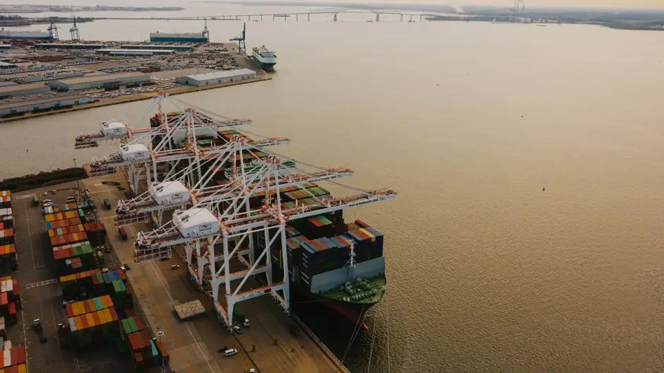 IBC Tank Selection for Port Logistics: Capacity, Material, and DG Compliance