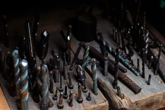 Impact Drill selection for steel construction - Decision matrix: tool type against duty on steel