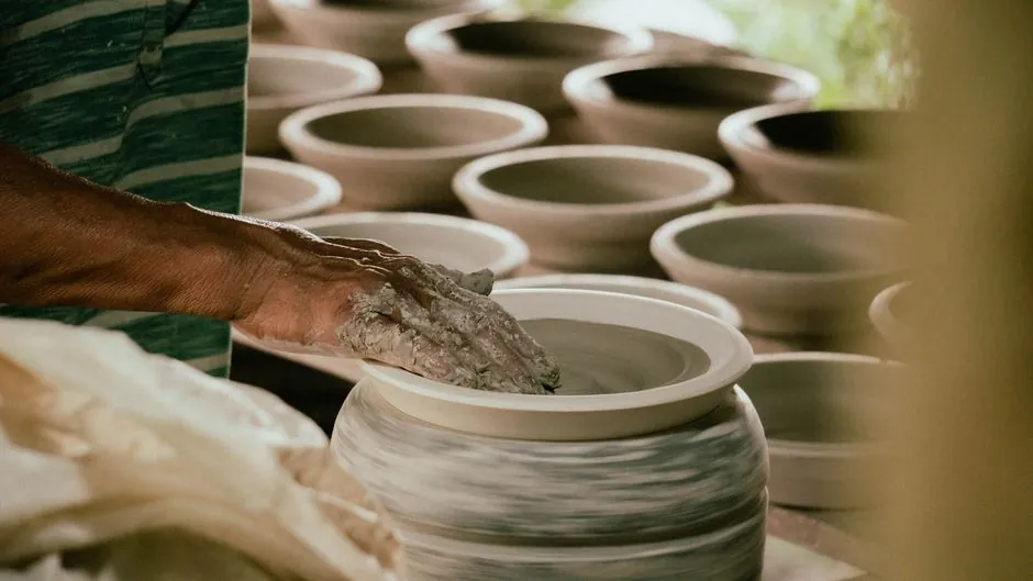 Industrial Ceramic Types and Classifications: A Spec-Anchored Engineering Reference