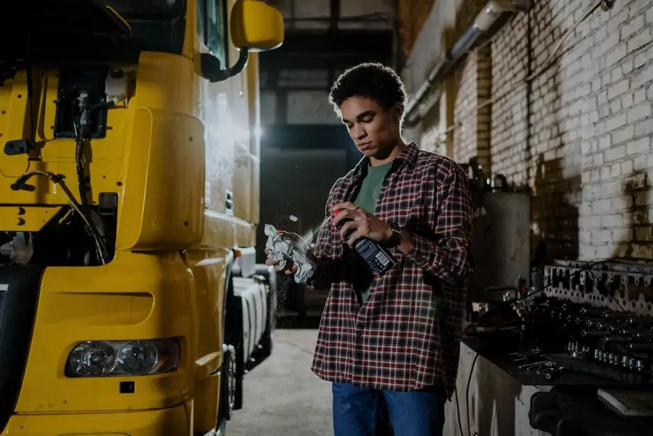 Industrial Lubricant Selection: Viscosity, Base Oil, and Application Fit