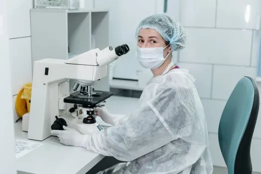 Safety Helmet selection for laboratories - What a Lab Helmet Is Not For