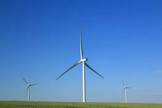 Linear Module selection for wind power - Standards, environment, and qualification