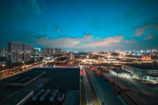 lithium procurement strategy guide - Gate 5: Decide Make-vs-Buy on Quantified Logistics