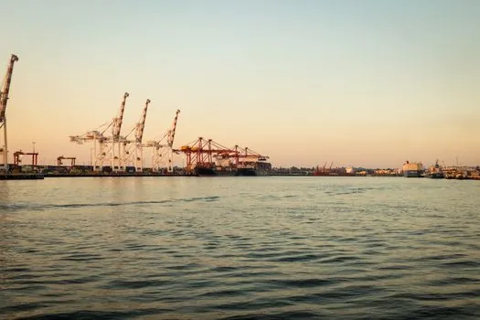 Sprocket selection for marine - Strand Count, Bushed Mounts and Marine Serviceability