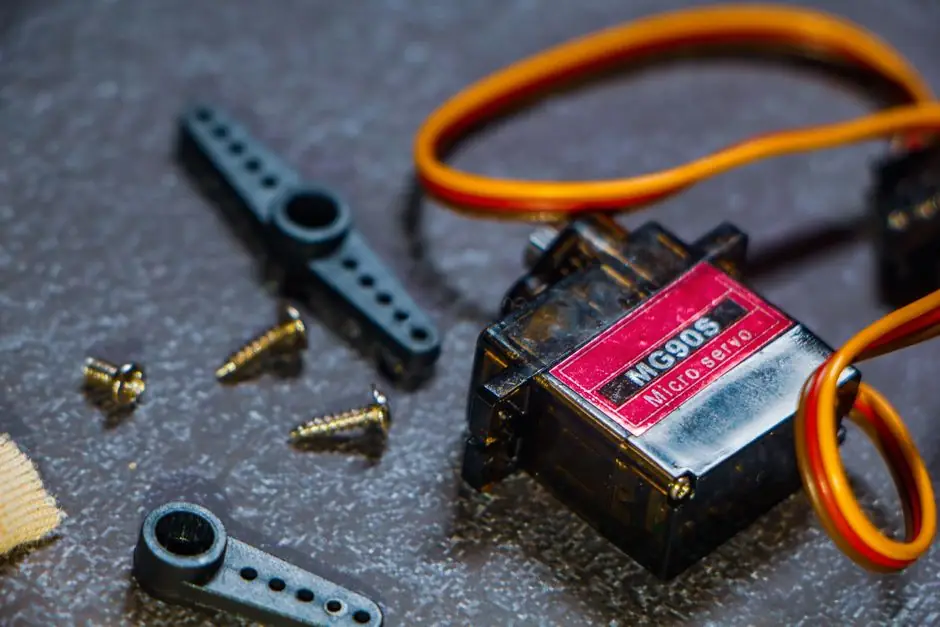 Miniature Jaw Couplings for Encoder Feedback Shafts: Spec-Level Selection