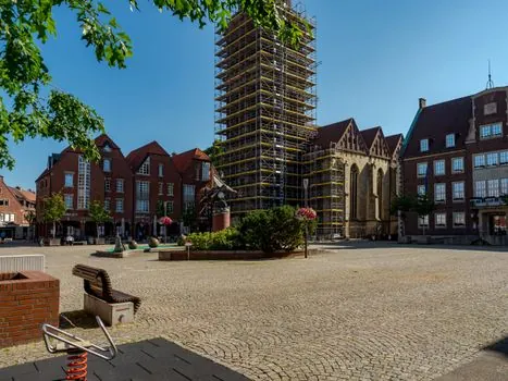 mobile scaffold tower types and applications - What to verify before signing the hire note