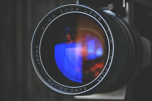 does a motorized zoom lens lose accuracy compared with fixed magnification optics on a VMM? - What to watch next