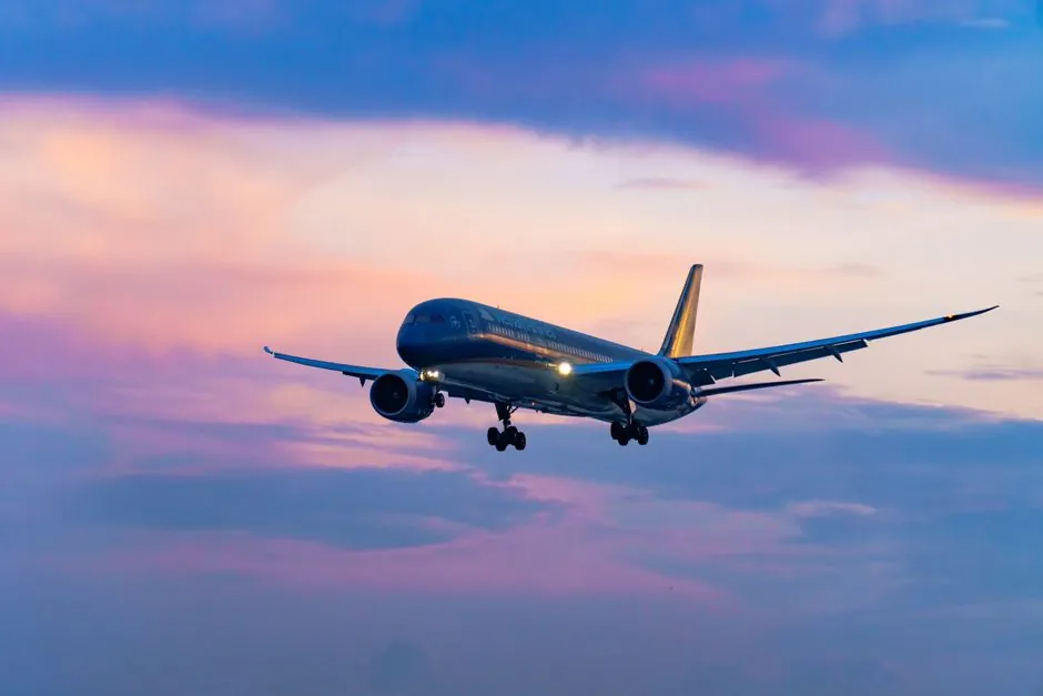 Narrowbody output runs 5.2x widebody in 2026, widebody delivery lead times spike to 150