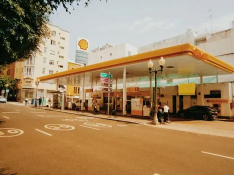 does NBR swell more in E85 than in E10 fuel? - What this means for service life and gland design