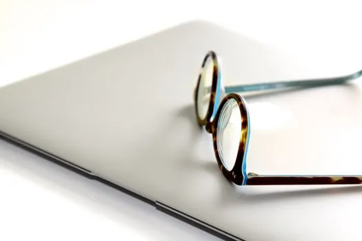 Optical Glass selection for electronics - Selection Sequence and Sourcing Signals to Track