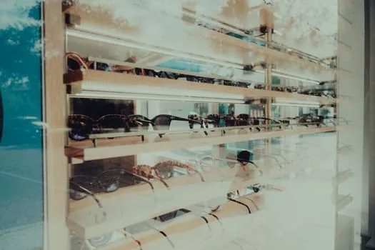 Optical Glass selection for general fabrication - Comparing the Main Material Families