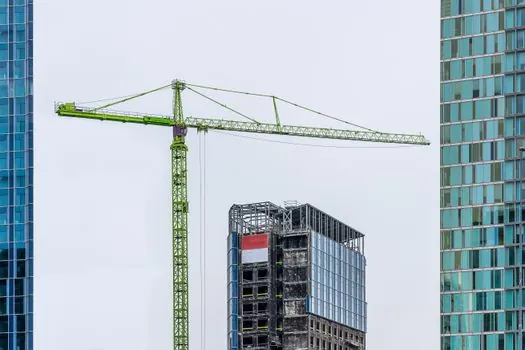 Overhead Bridge Crane total cost of ownership analysis - Modernization vs Replacement: The Real ROI Lever