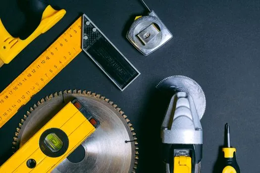 Pneumatic Nail Gun types and classifications - Flooring, Staple, and Palm Nailers: Specialty Geometry