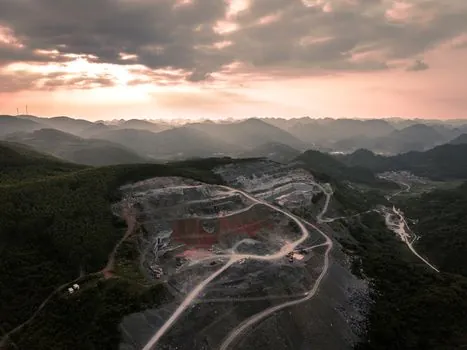 polysilicon upstream and downstream industries - Comparison: chunk vs granular, and Chinese vs non-Chinese supply