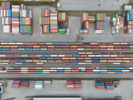 how the power semiconductor supply chain works - Why power devices follow a different logistics rhythm than logic