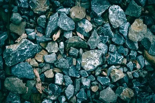 Quartz Material sizing and selection guide - Spec checklist before releasing a PO