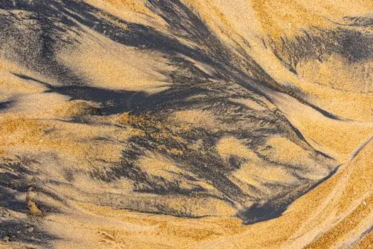 Quartz Material suppliers and manufacturers - Certification, compliance, and the silica question