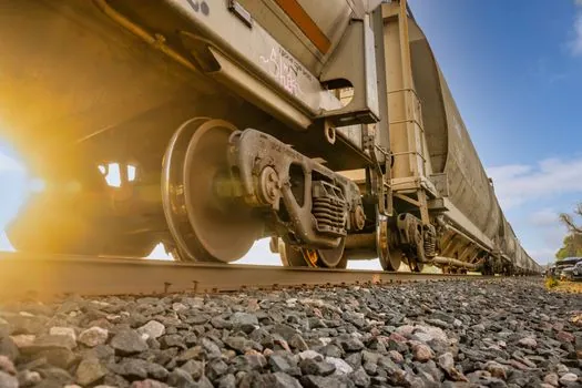 Industrial Lubricant selection for rail industry - Locomotive Engine Oils and Hardware Lubrication