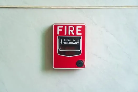 rate-of-rise heat detector 15 F per minute threshold and vent - Wiring, Testing, and Wireless Variants