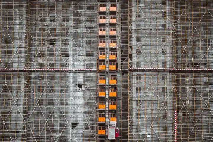 Safety relay selection 2026: types, PL/SIL targets, and the buyer's shortlist