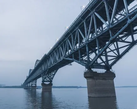 Sander selection for bridge construction - Power Source: Corded, Cordless and Pneumatic at the Span