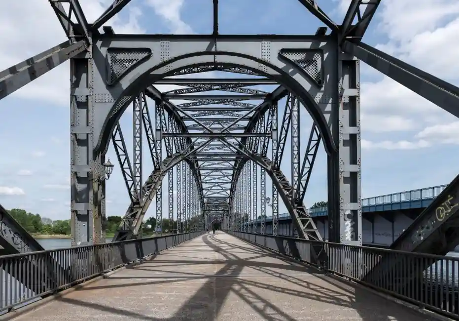 Sander Selection for Bridge Construction: Substrate, Span and Spec Map