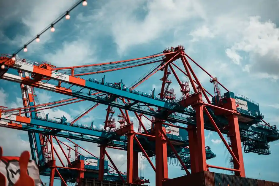 Selecting Pneumatic Conveying for Chemical Shipping: A Spec Map