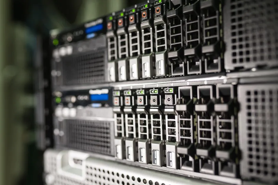 Server Hardware 2026: Hyperscaler Capex, DRAM Squeeze, and the New Vendor Map